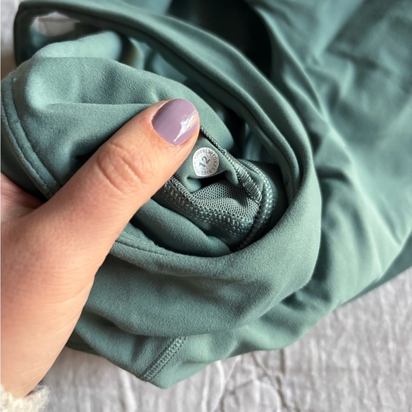 Lululemon Align High-Neck Tank Top in Tidewater Teal Sz 12 - Picture 11 of 11
